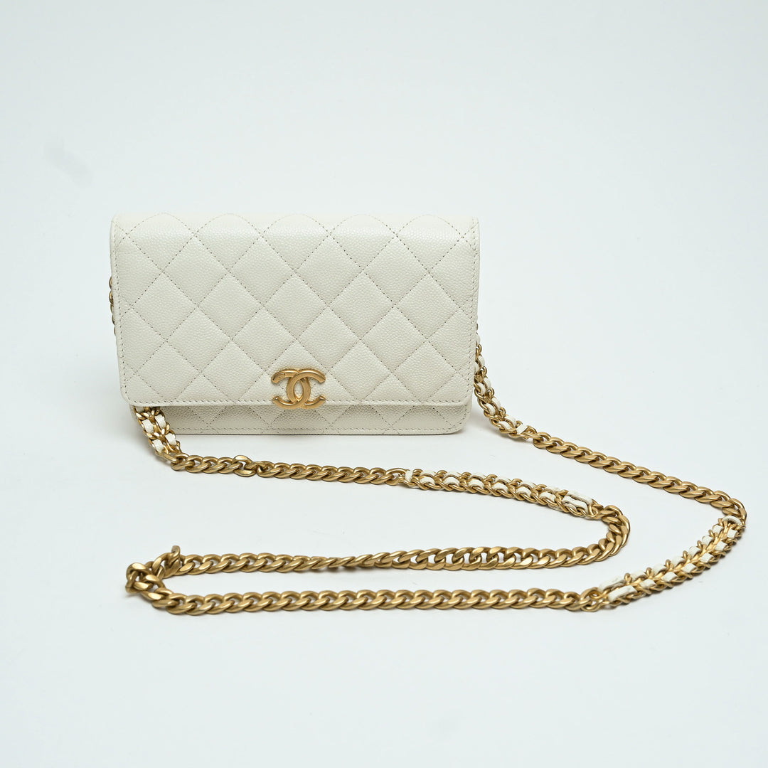 Pre-Loved Chanel™ White Caviar Leather Wallet On Chain