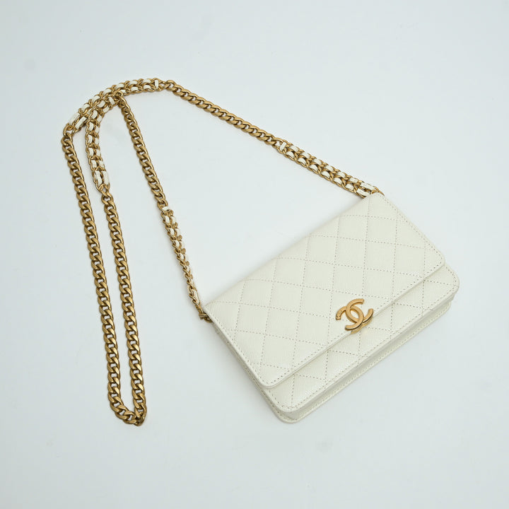 Pre-Loved Chanel™ White Caviar Leather Wallet On Chain