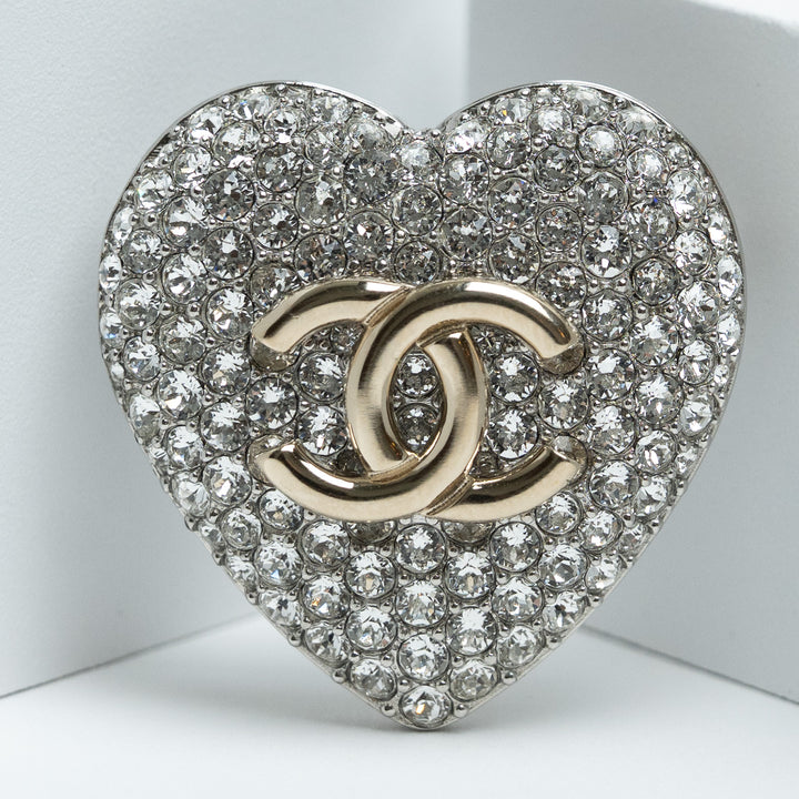 Pre-Loved Chanel™ Silver-Tone Crystal Embellished Heart Brooch