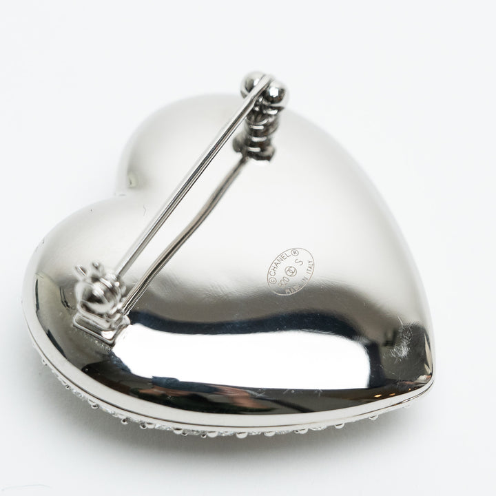 Pre-Loved Chanel™ Silver-Tone Crystal Embellished Heart Brooch