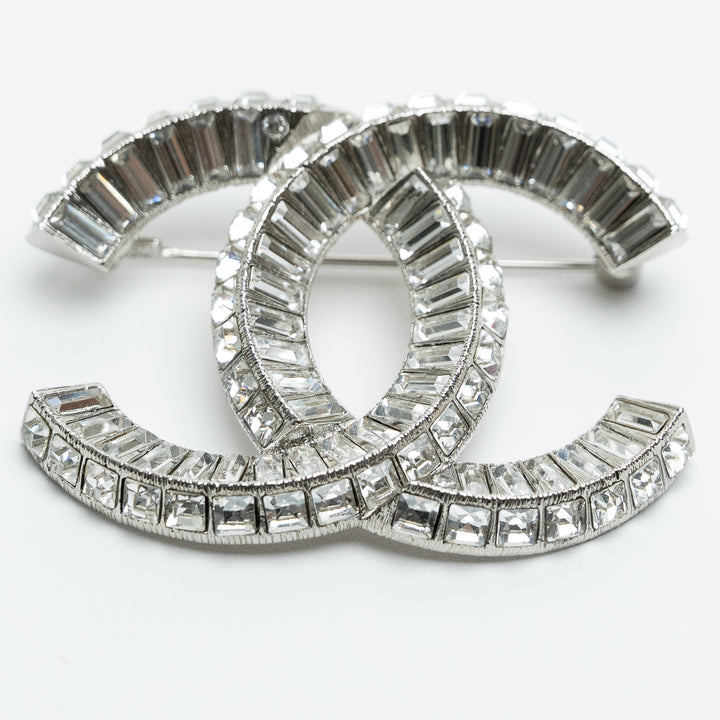 Pre-Loved Chanel™ Silver-Tone CC Crystal Baguette Brooch