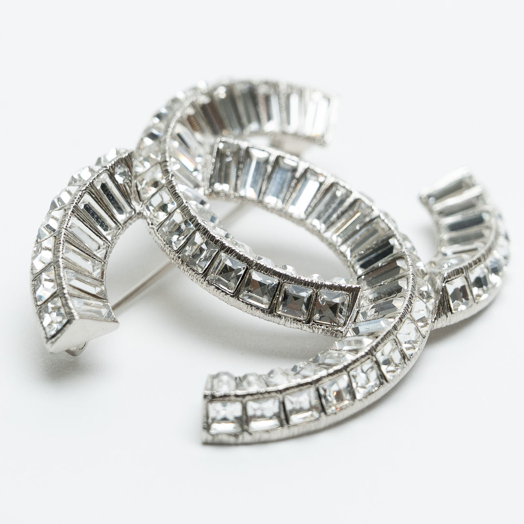 Pre-Loved Chanel™ Silver-Tone CC Crystal Baguette Brooch
