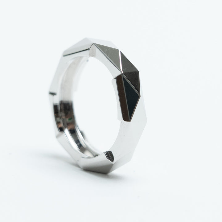 Gucci 18K White Gold Link To Love Ring Size 10