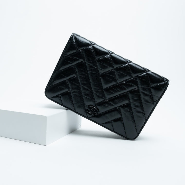 Pre-Loved Chanel™ Black Quilted Aged Lambskin Leather Wallet-On-Chain