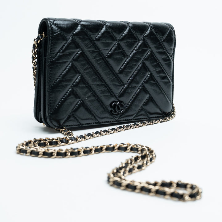 Pre-Loved Chanel™ Black Quilted Aged Lambskin Leather Wallet-On-Chain