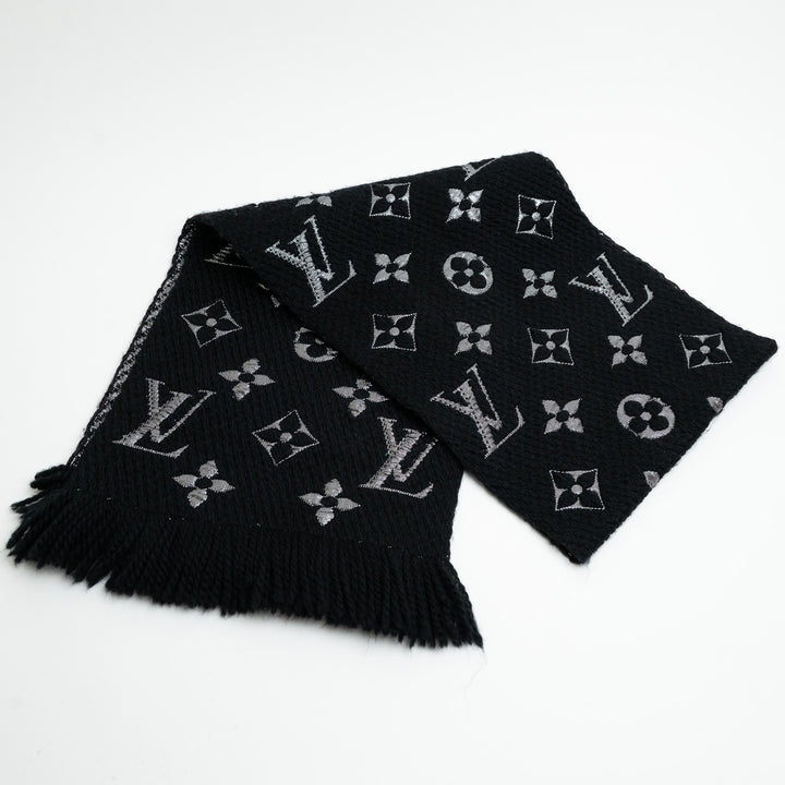 Louis Vuitton Black and Silver Metallic Monogram Knitted Scarf