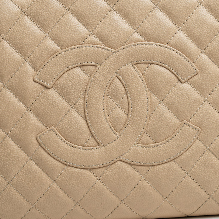Pre-Loved Chanel™ Beige Caviar Leather GST Tote with Gold Hardware