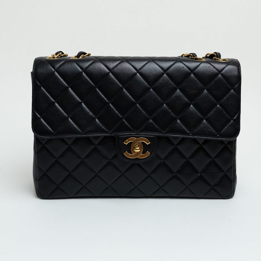 Pre-Loved Chanel™ Dark Navy Quilted Lambskin Jumbo Single Flap Vintage Bag