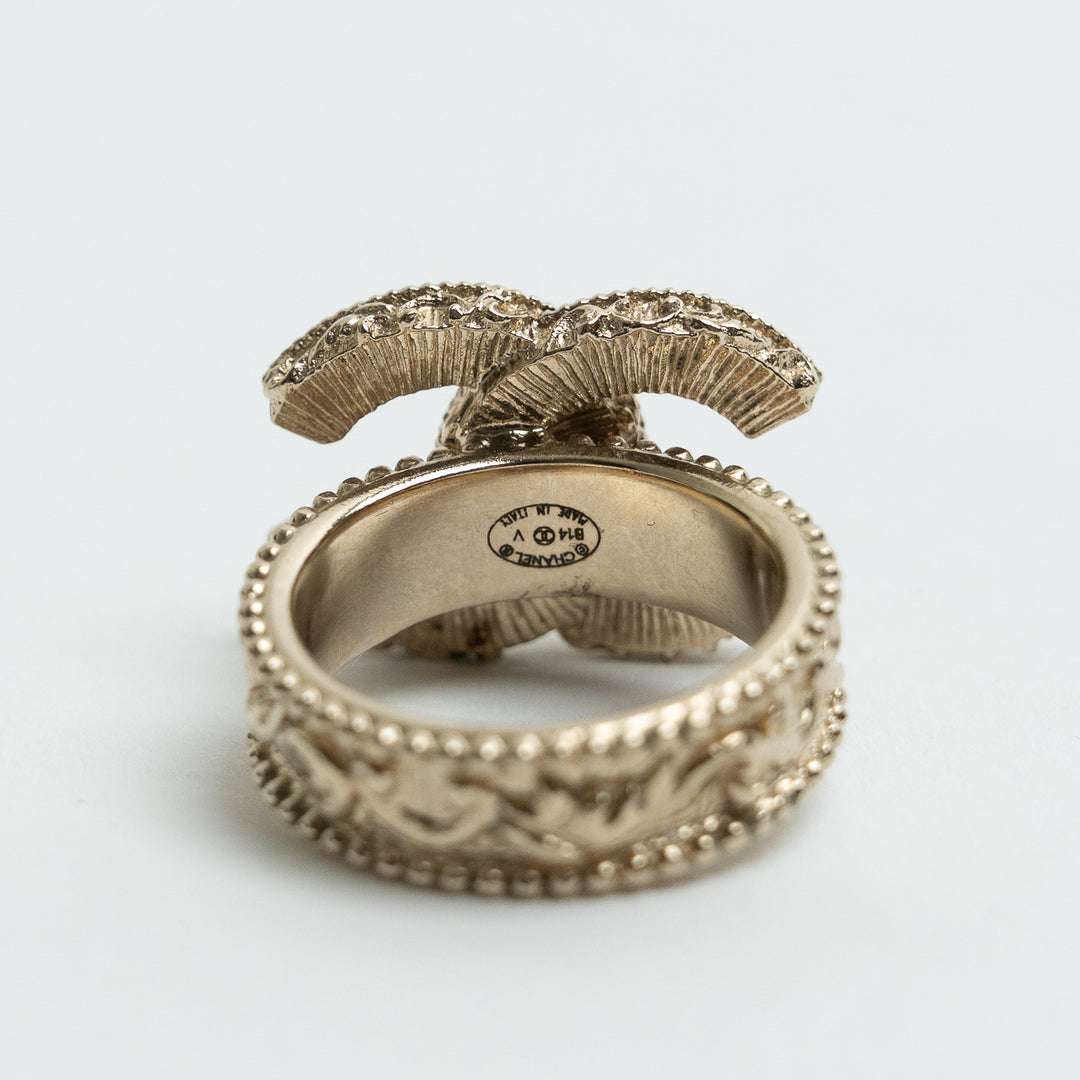 Pre-Loved Chanel™ Gold Tone Interlocking Filagree Logo Ring Size 52
