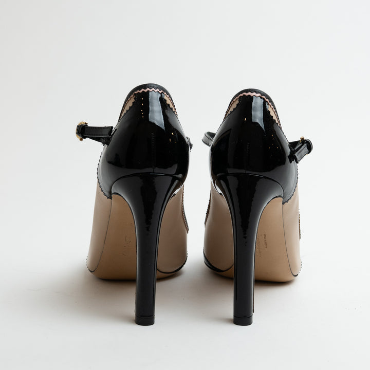Ferragamo Black and Nude Leather Erika Mary Jane Pumps Size 36.5