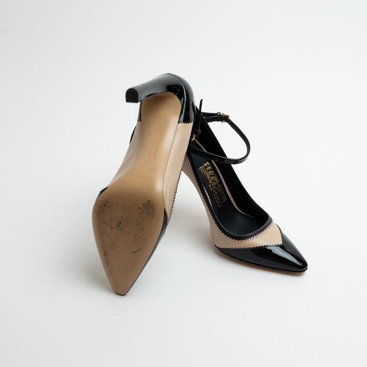 Ferragamo Black and Nude Leather Erika Mary Jane Pumps Size 36.5