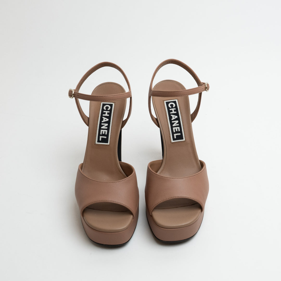 Pre-Loved Chanel™ Beige Leather Platform Block Heel Sandals Size 38