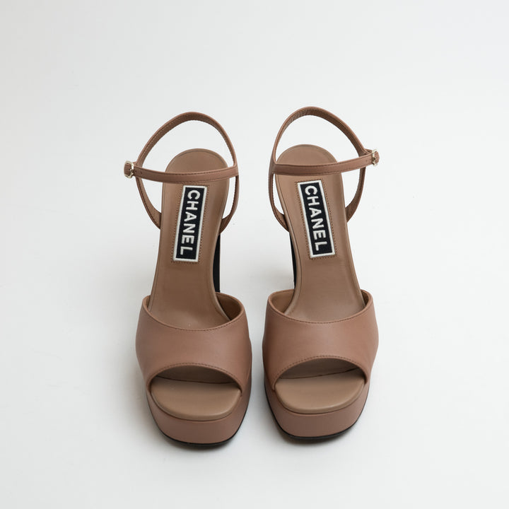 Pre-Loved Chanel™ Beige Leather Platform Block Heel Sandals Size 38
