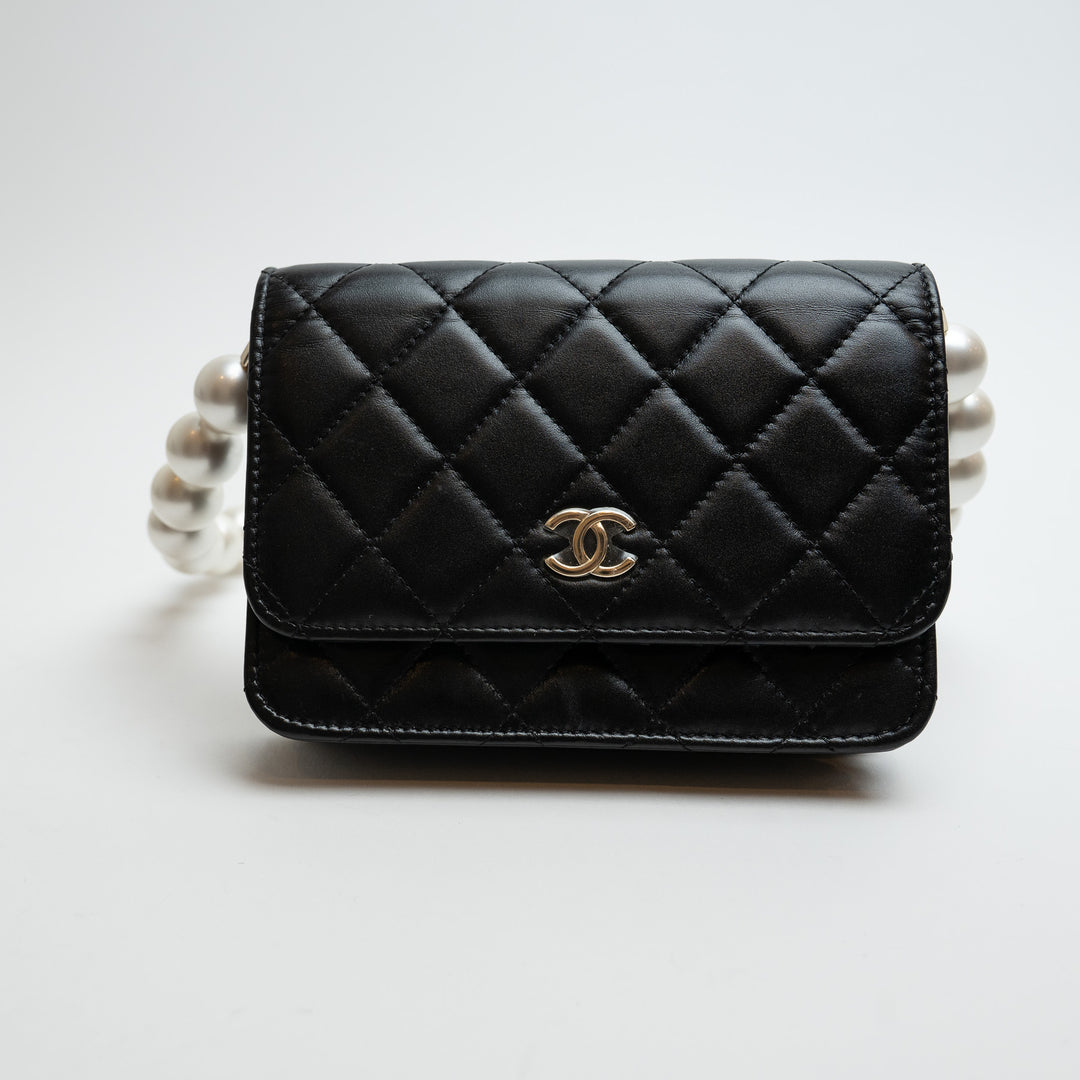 Pre-Loved Chanel™ Black Quilted Lambskin Oversized Pearl Strap Compact Wallet On Chain