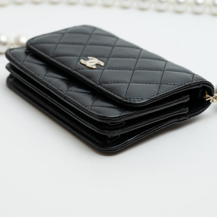 Pre-Loved Chanel™ Black Quilted Lambskin Oversized Pearl Strap Compact Wallet On Chain