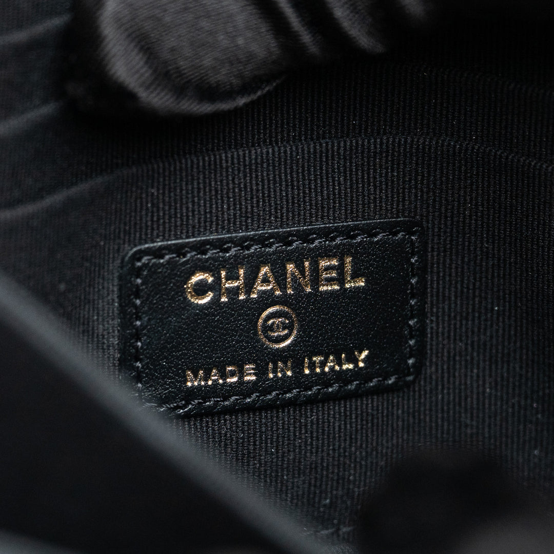 Pre-Loved Chanel™ Black Quilted Lambskin Oversized Pearl Strap Compact Wallet On Chain