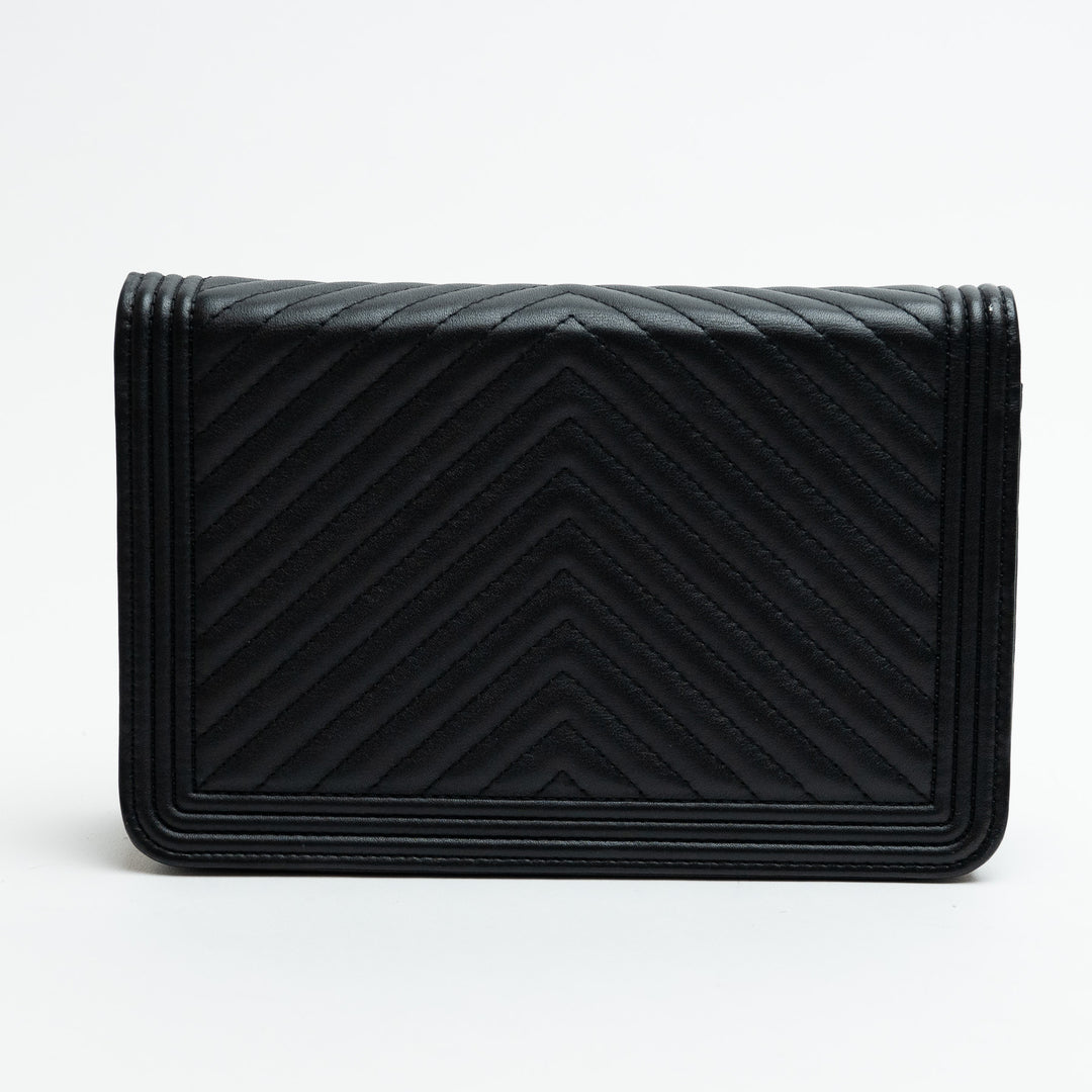 Pre-Loved Chanel™ Black Nappa Chevron Leather Boy Wallet on Chain