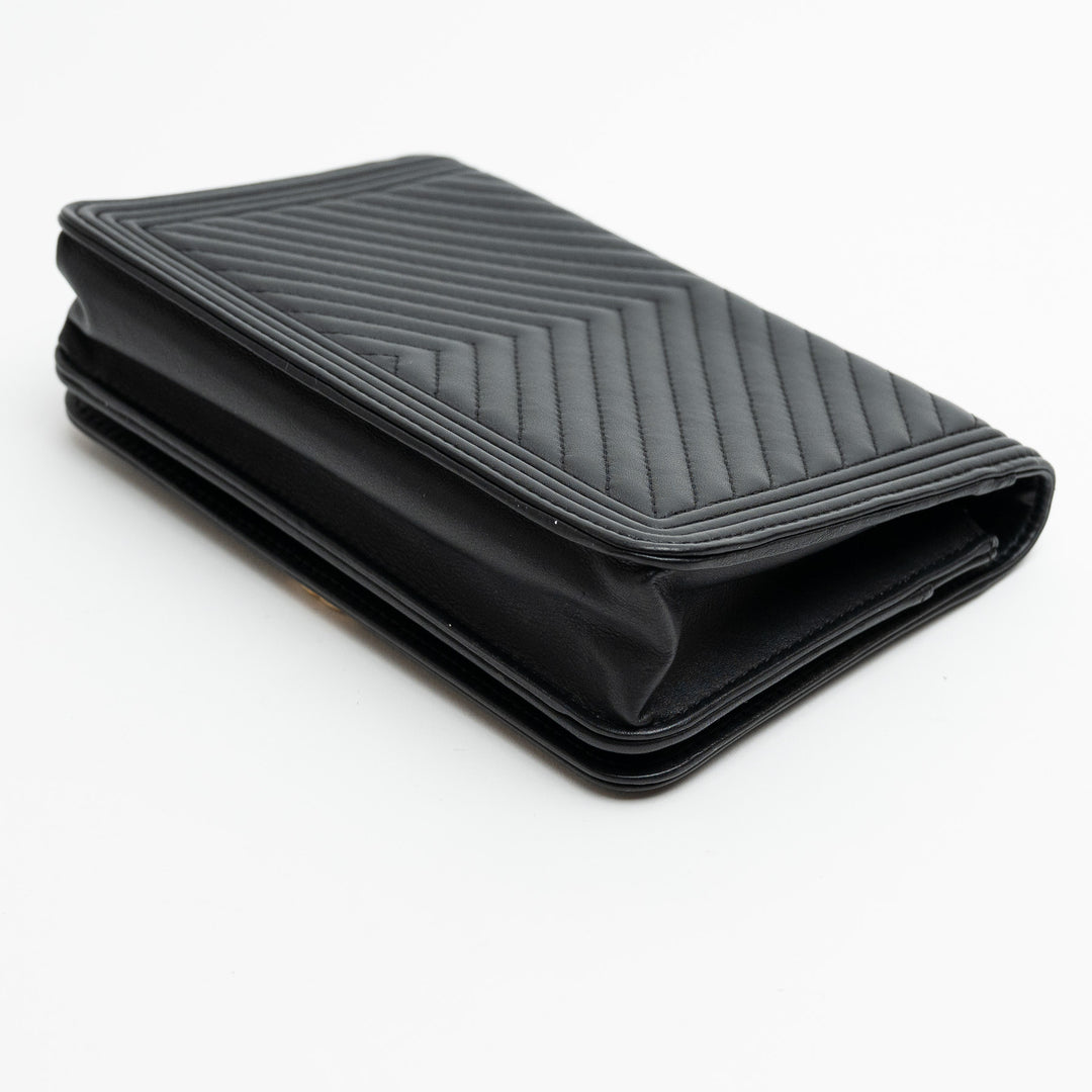 Pre-Loved Chanel™ Black Nappa Chevron Leather Boy Wallet on Chain