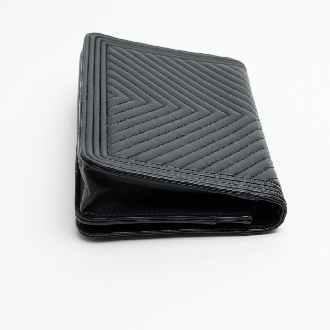 Pre-Loved Chanel™ Black Nappa Chevron Leather Boy Wallet on Chain