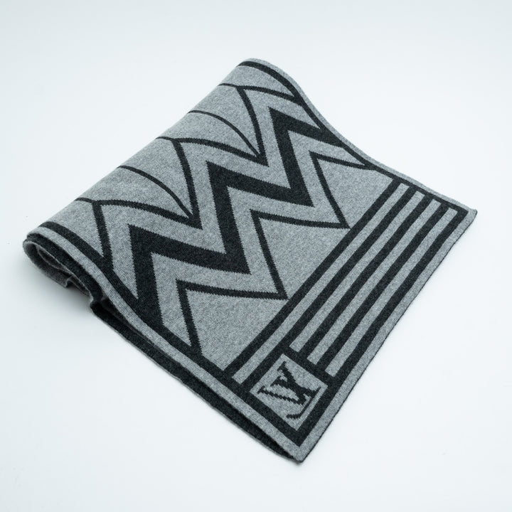 Louis Vuitton Grey Cashmere Knit Scarf
