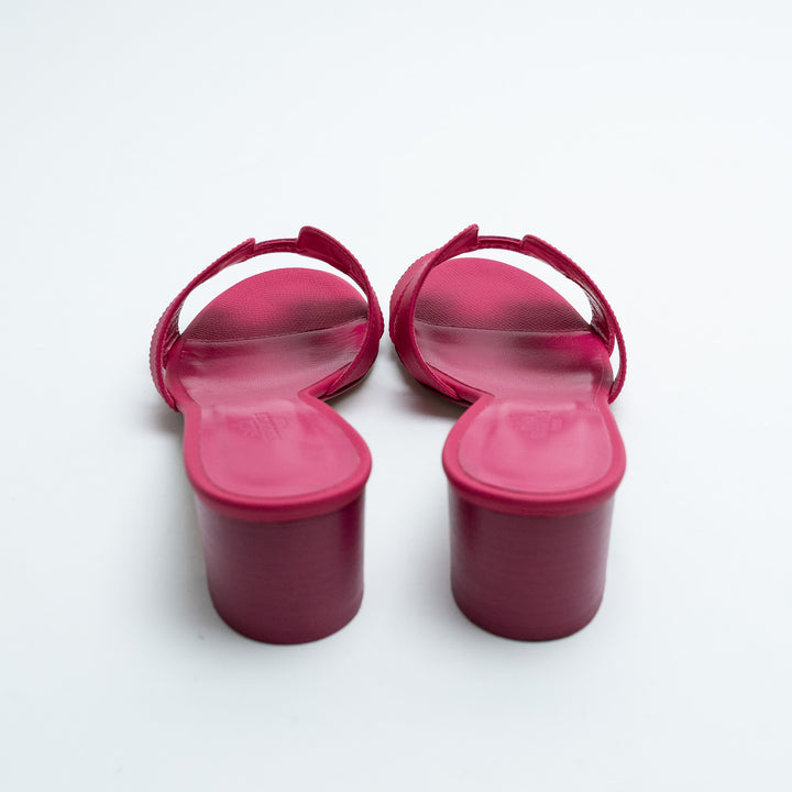 Hermes Oasis Block Heel Sandals in Rose Bougainvillier Size 38