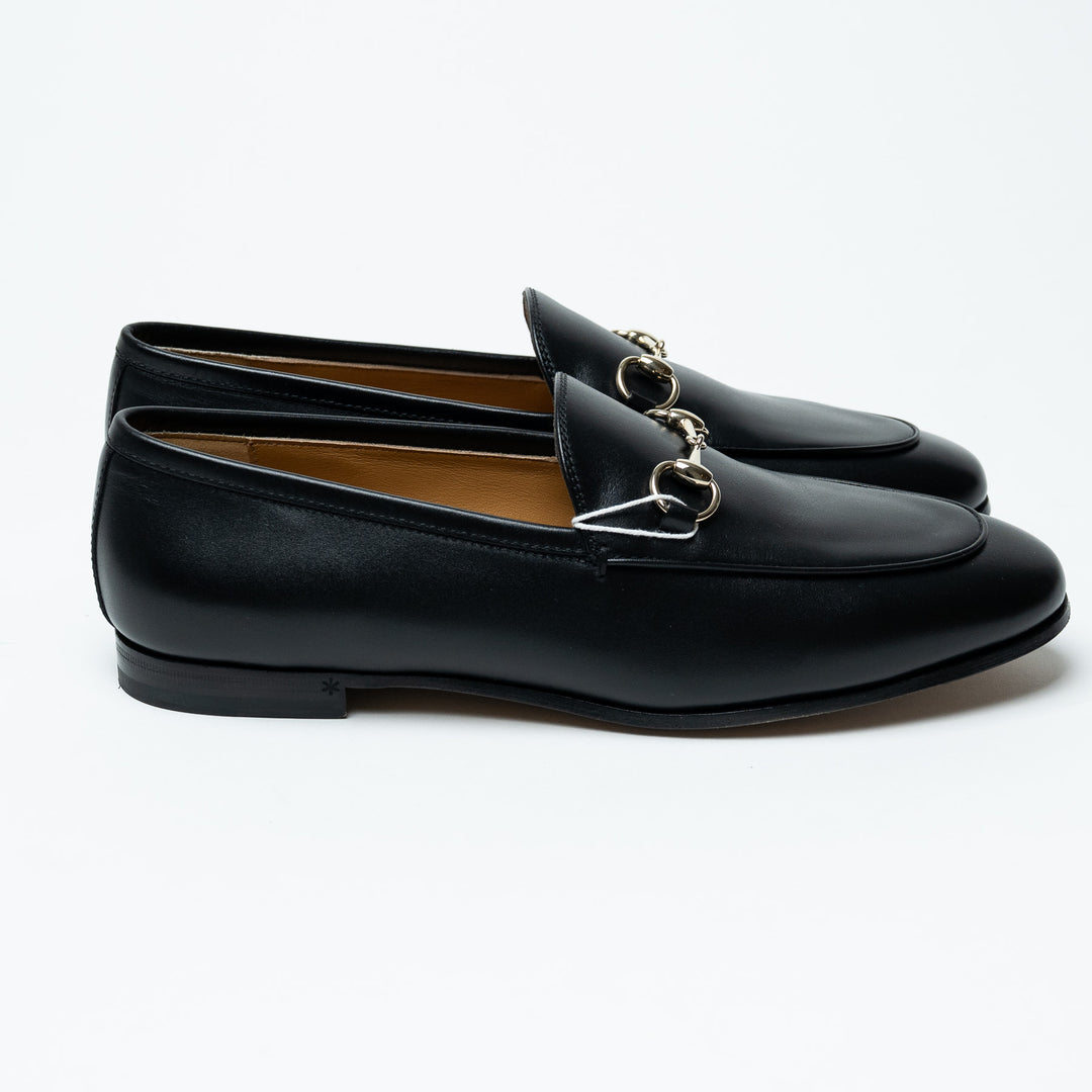 Gucci Black Leather Loafers with Silver Horsebit Size 38