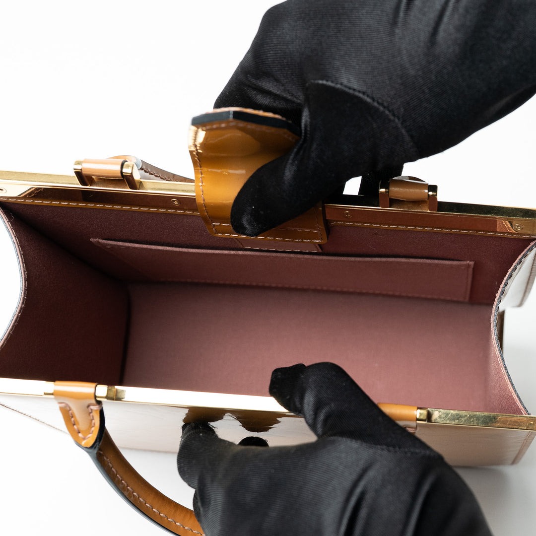 Louis Vuitton Tan Monogram Vernis Leather Déesse Handbag