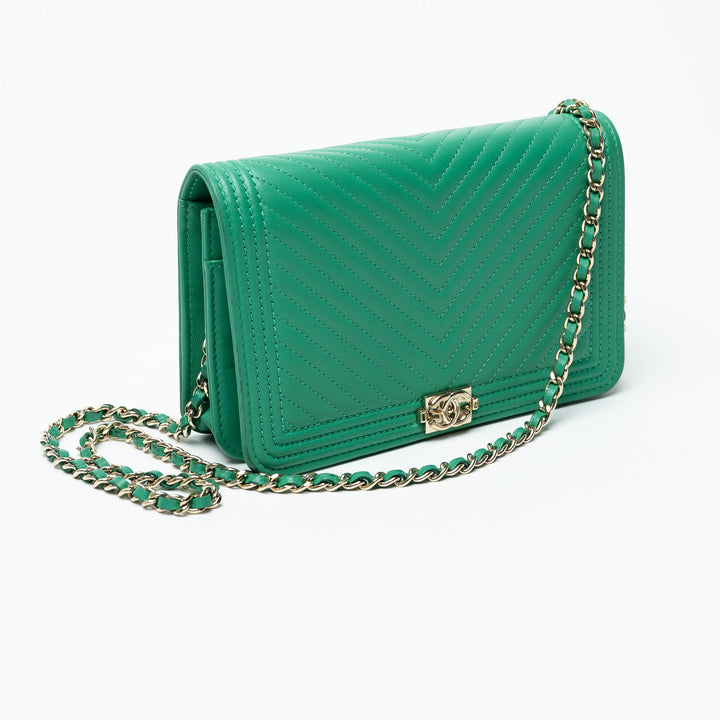 Pre-Loved Chanel™ Green Chevron Quilted Lambskin Boy Wallet on Chain