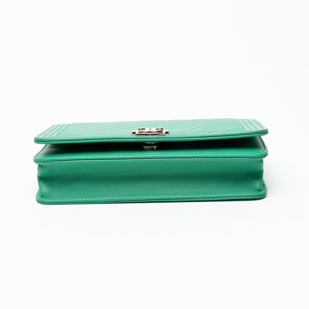 Pre-Loved Chanel™ Green Chevron Quilted Lambskin Boy Wallet on Chain