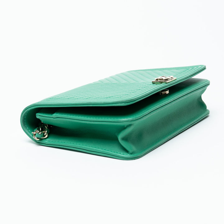Pre-Loved Chanel™ Green Chevron Quilted Lambskin Boy Wallet on Chain