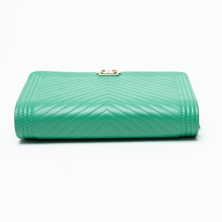 Pre-Loved Chanel™ Green Chevron Quilted Lambskin Boy Wallet on Chain