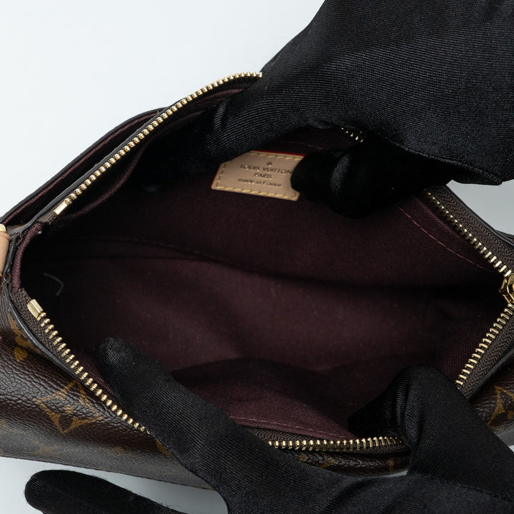 Louis Vuitton Monogram Canvas Vivacité Shoulder bag