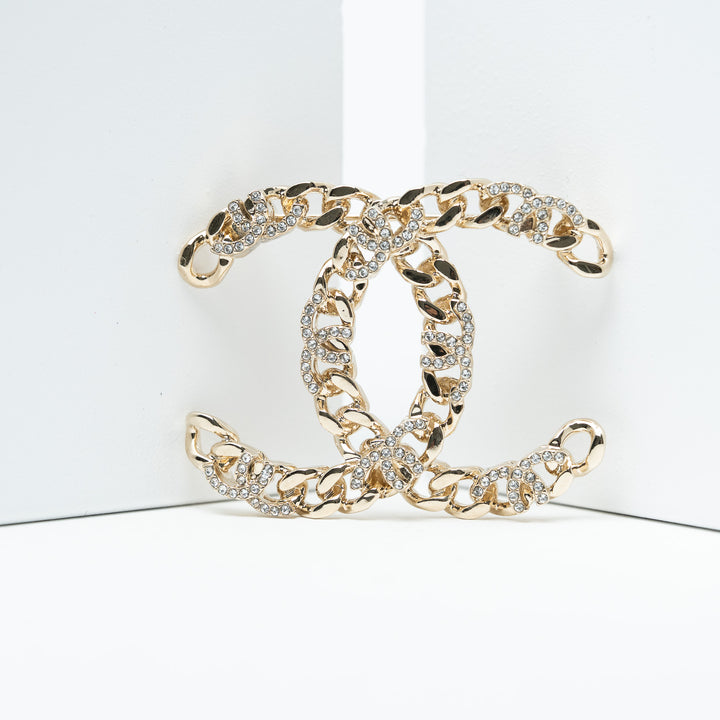 Pre-Loved Chanel™ Gold-Tone Chainlink Brooch with Crystal Embellished Details