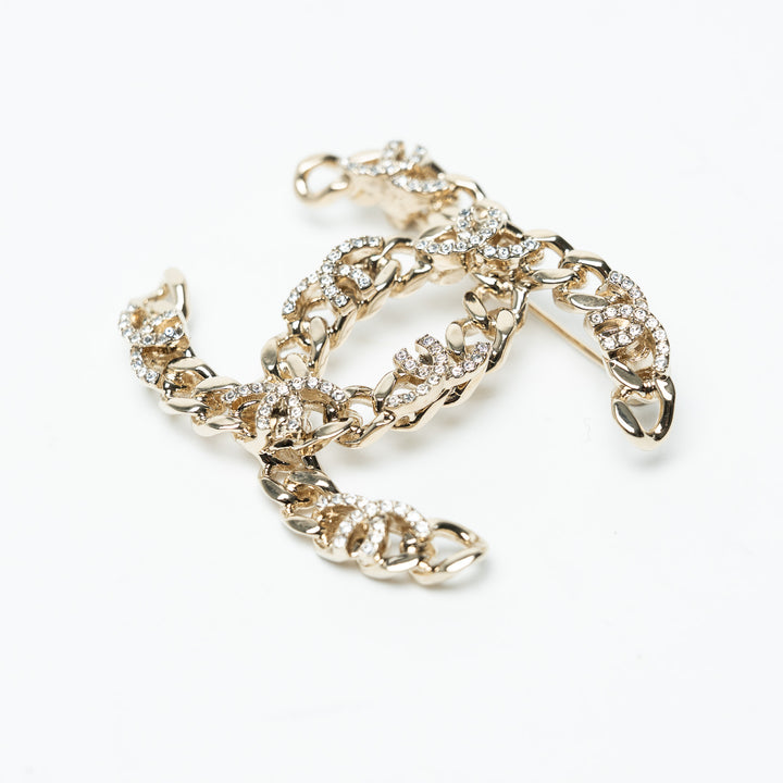 Pre-Loved Chanel™ Gold-Tone Chainlink Brooch with Crystal Embellished Details