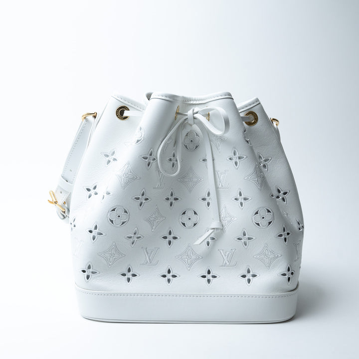 Louis Vuitton White Calfskin Perforated Leather Petit Noe Broderie Anglaise Bucket Bag