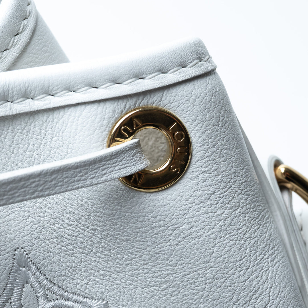 Louis Vuitton White Calfskin Perforated Leather Petit Noe Broderie Anglaise Bucket Bag