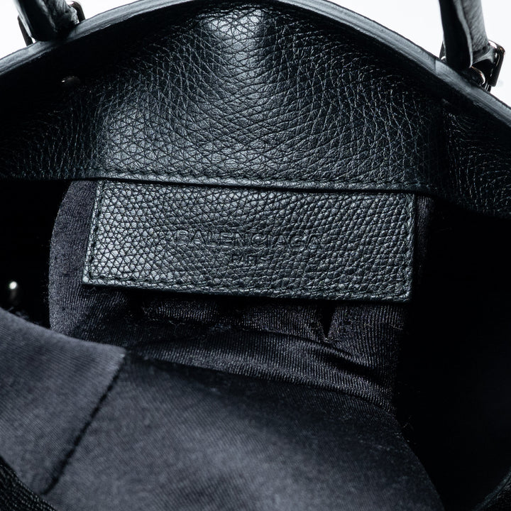 Black Grained Leather Papier A4 Zip Around Tote Bag. (view 9)