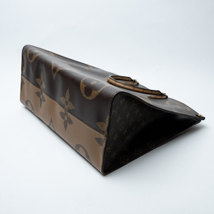Louis Vuitton Brown Monogram Canvas OnTheGo GM Tote