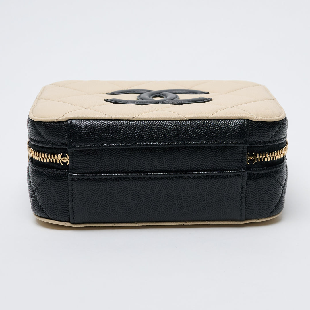 Cream and Black Caviar Leather Filigree Vanity Case. (view 4)