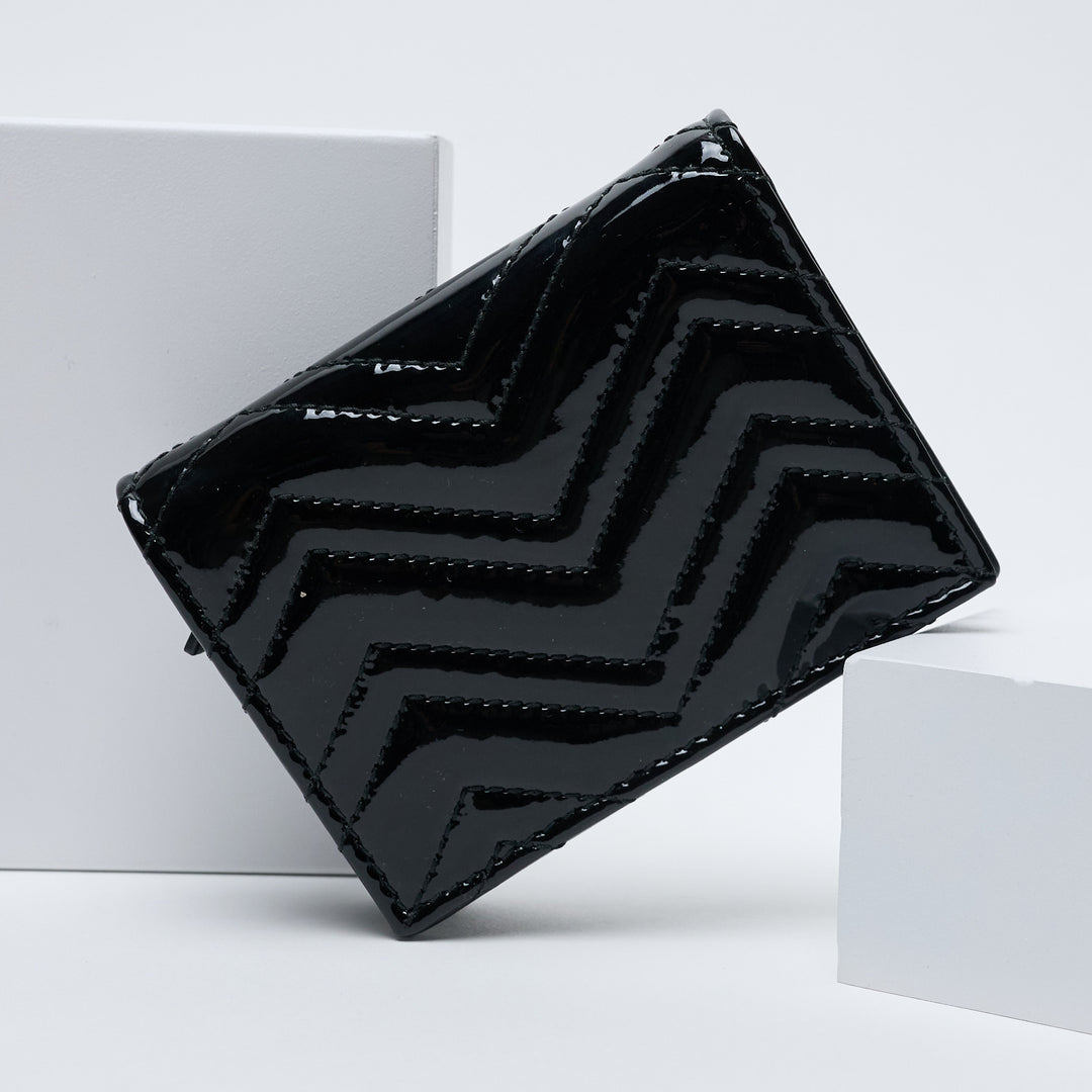 Black Patent Leather GG Marmont Matelassé Wallet. (front)