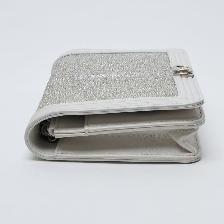 Silver Stingray and White Leather Boy Wallet on Chain. (view 6)