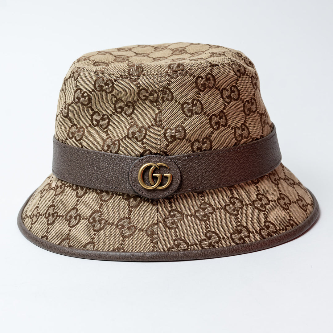Beige and Brown GG Supreme Canvas Bucket Hat. (front)