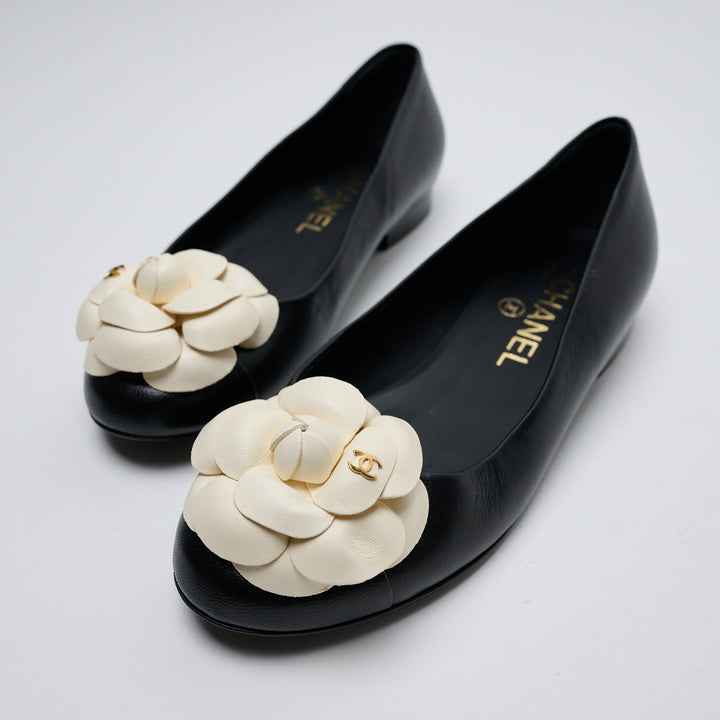 Black Lambskin Leather Camellia Ballet Flats. (view 2)