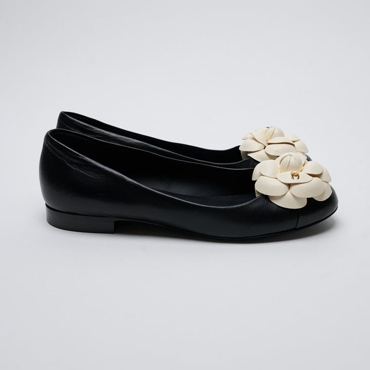 Black Lambskin Leather Camellia Ballet Flats. (view 3)