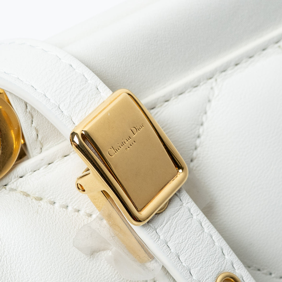 White Cannage Calfskin Leather Caro Colle Noire Clutch. (view 7)