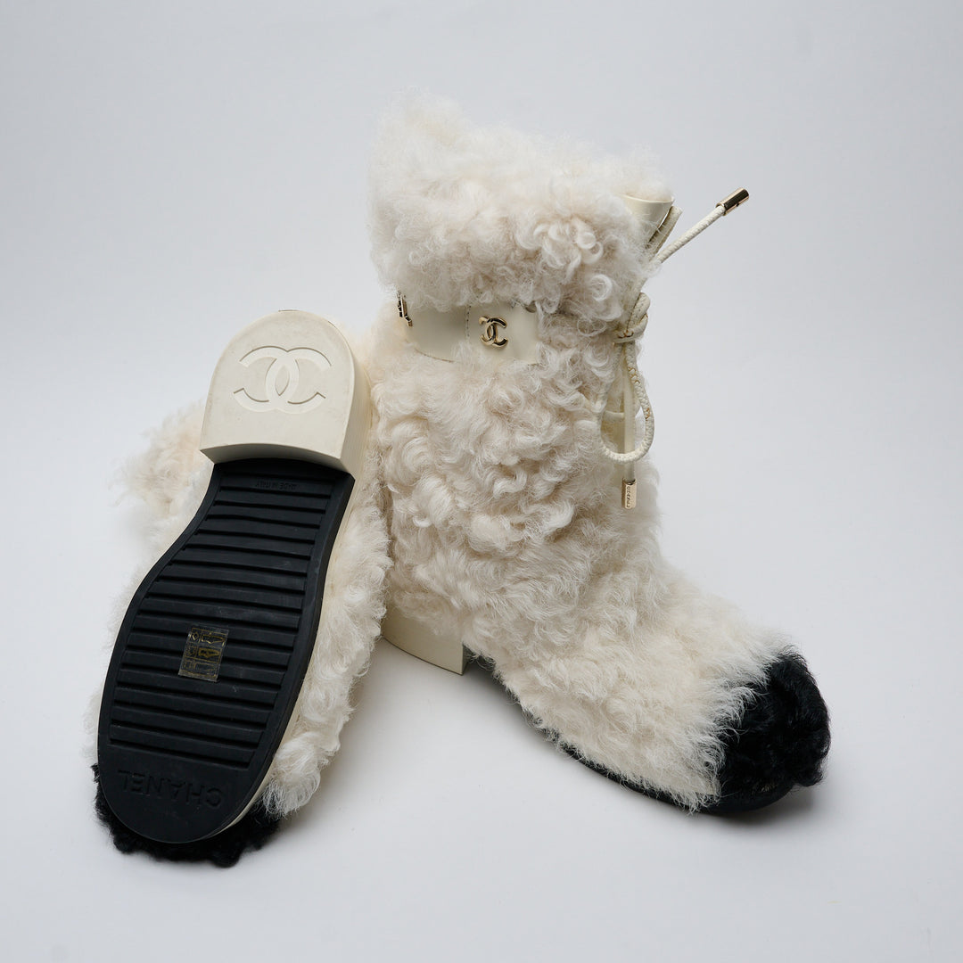 Ivory Shearling Lace-Up Boots. (view 7)