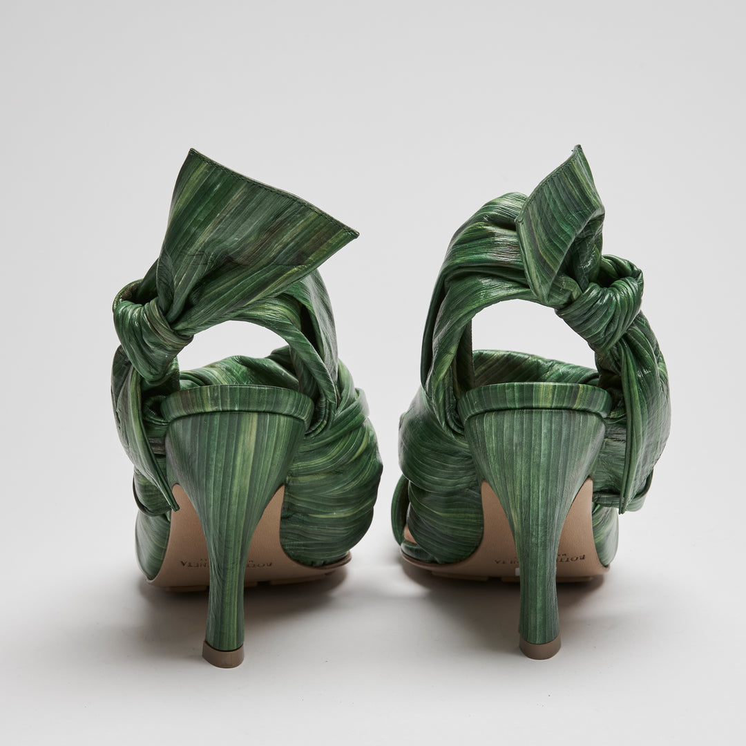 Bottega Veneta Green Lambskin Leather Leaf Effect Ankle Strap Sandals Size 39