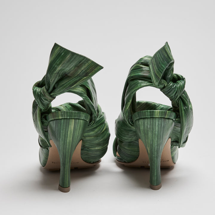 Bottega Veneta Green Lambskin Leather Leaf Effect Ankle Strap Sandals Size 39