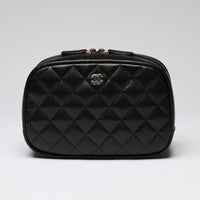 Pre-Loved Chanel ™ Black Grained Leather Cosmetic Pouch