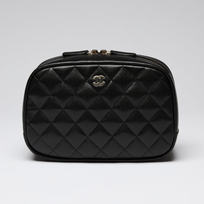 Pre-Loved Chanel ™ Black Grained Leather Cosmetic Pouch